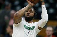 從未被吹走步TOP10:小莫里斯908場領跑 布洛克與羅威入選